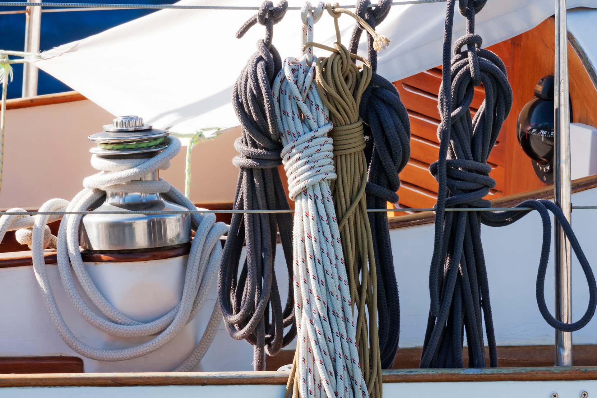 Ropes and accessories in a sailboat