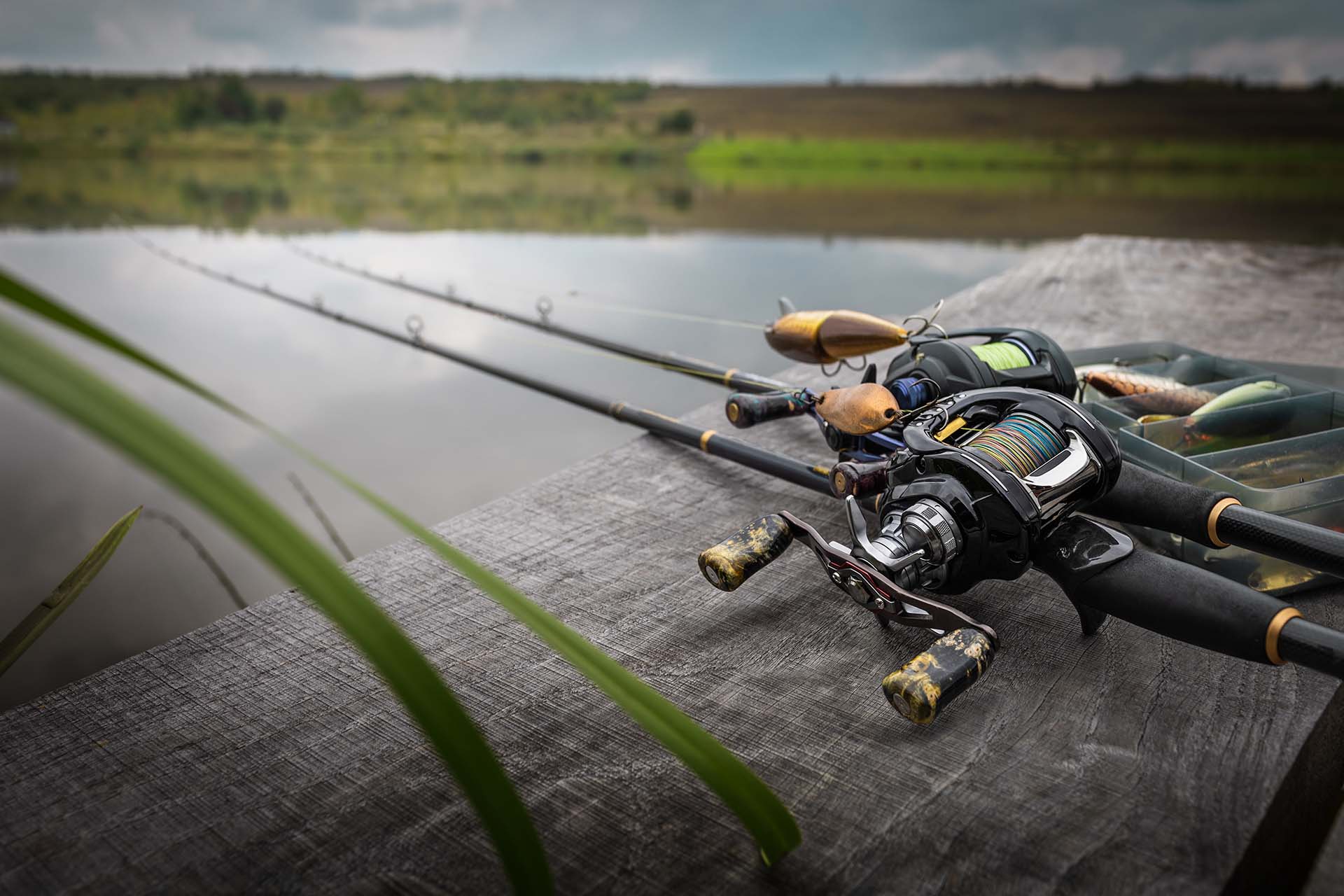 Baitcasting rods and reels