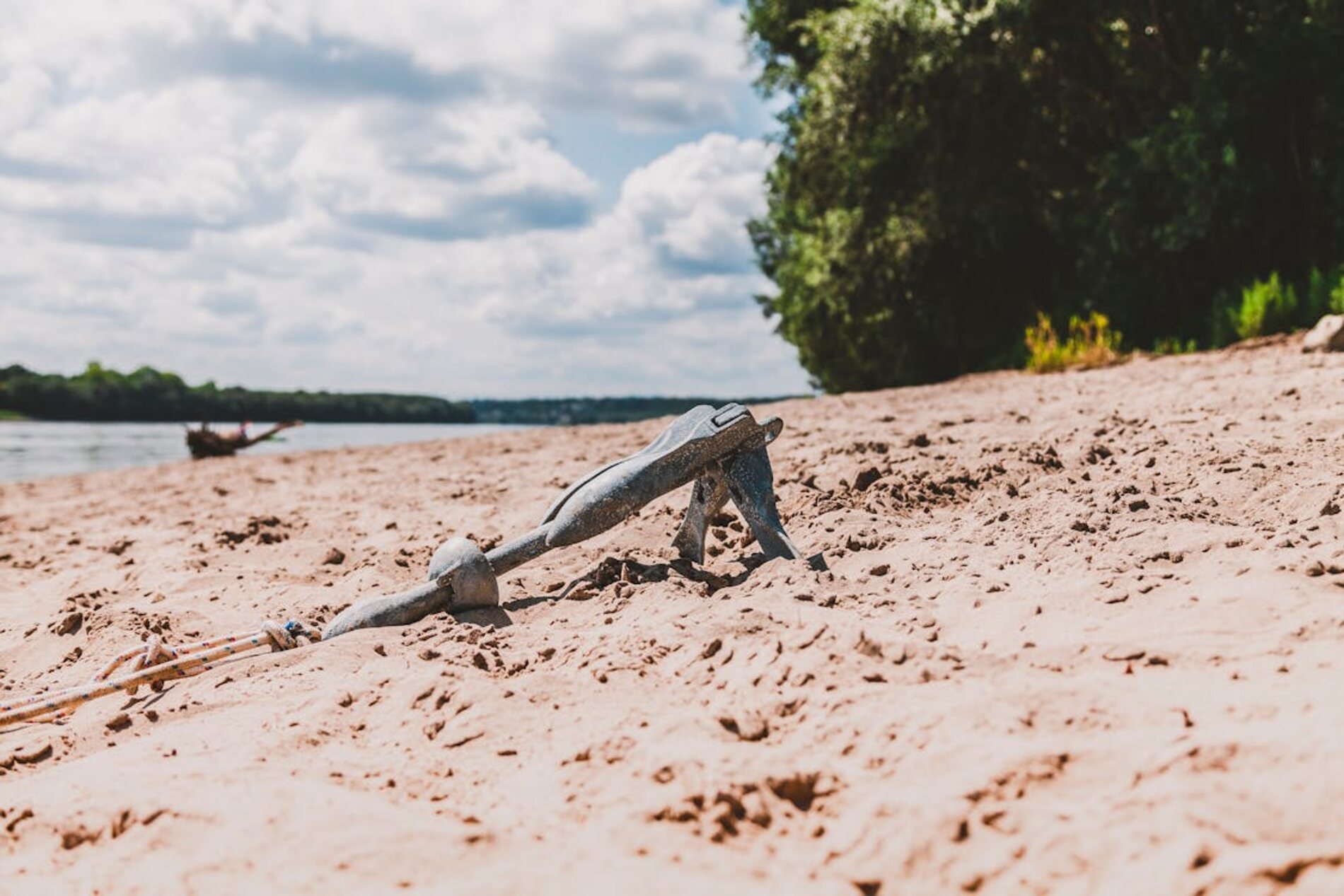 A gray sand anchor 